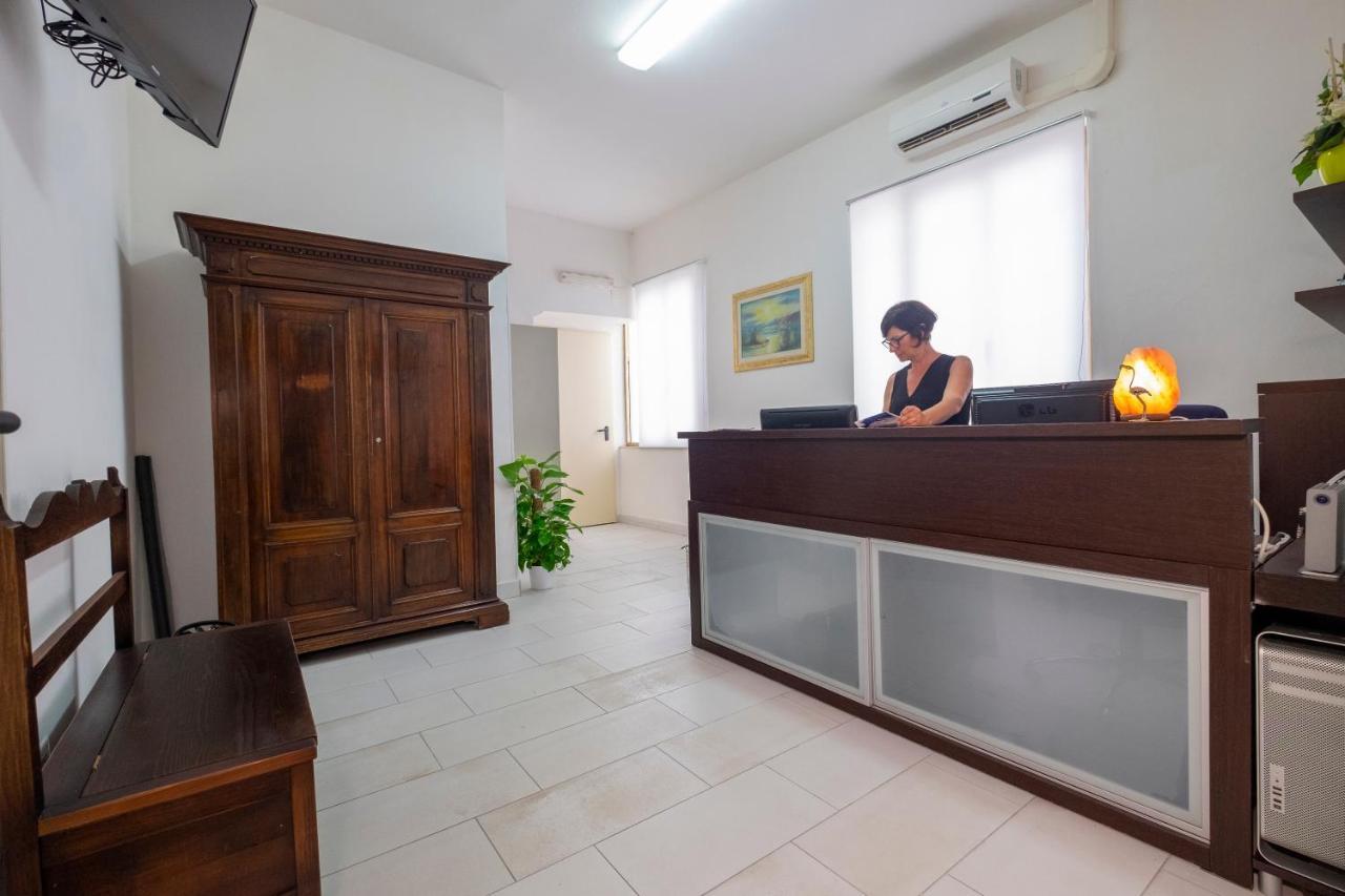 Hotel Soleo Куарту-Сант'Элена Экстерьер фото
