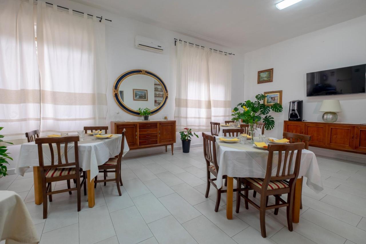 Hotel Soleo Куарту-Сант'Элена Экстерьер фото